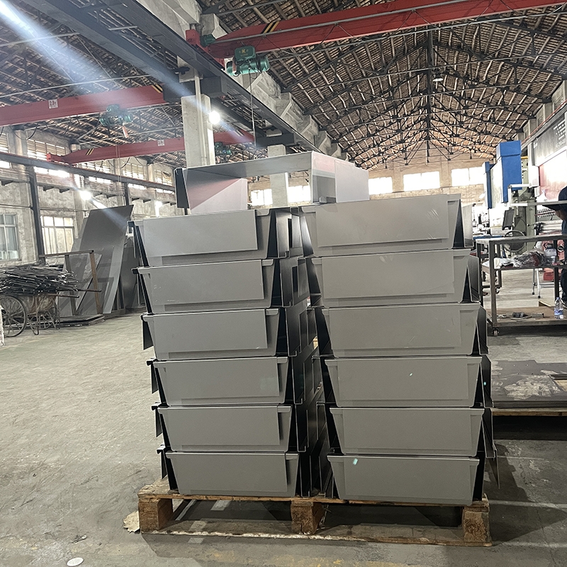 佛山鈑金加工廠，精密鈑金加工廠，機（jī）械鈑金定製加工